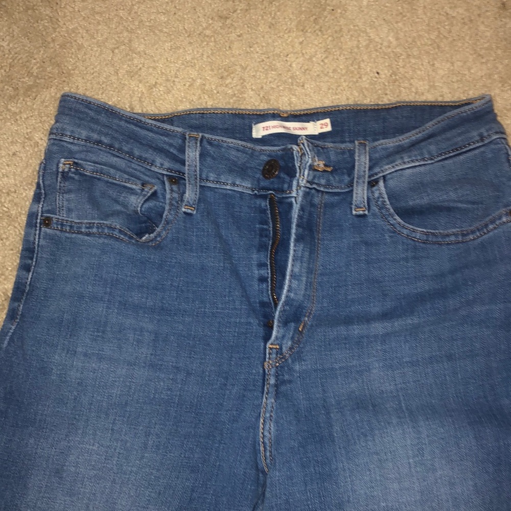 Levi’s Women’s Size 29 High-Rise Skinny Jean - Picture 2 of 5